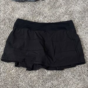 Lululemon Women’s Pace Rival Skirt. Like new. Size 8.